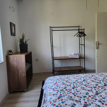 Hotel 1